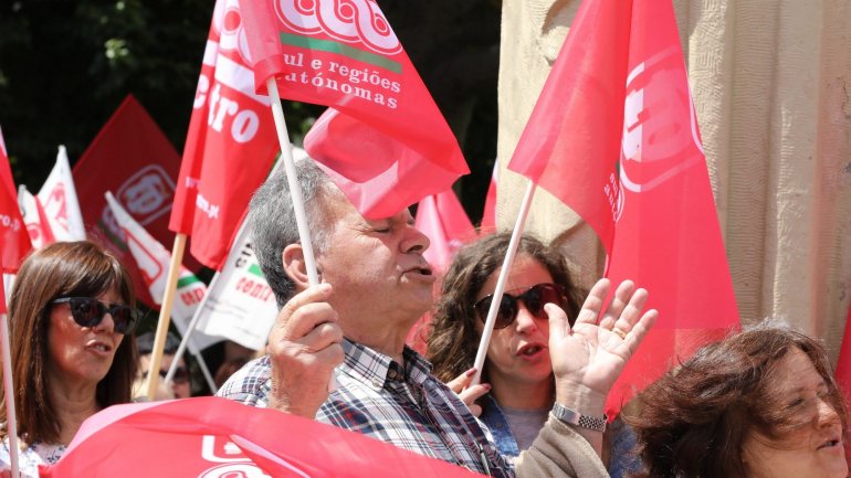 Os trabalhadores da União das Misericórdias e das várias misericórdias do país estão esta sexta-feira em greve por melhores condições de trabalho e por aumentos salariais