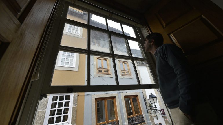 Apesar do aumento em Portugal continental, o segundo trimestre deste ano confirmou a “tendência de arrefecimento” na subida das rendas das casas em Lisboa e Porto