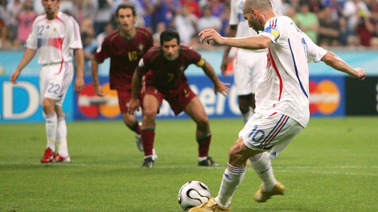 Portugal foi eliminado do Mundial 2006 no Allianz Arena, nas meias-finais, pela seleção francesa