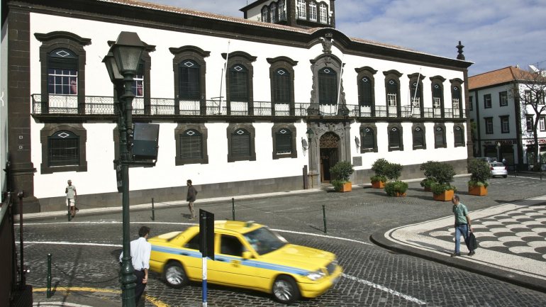 A coligação Confiança lidera o Funchal com uma maioria absoluta de seis vereadores