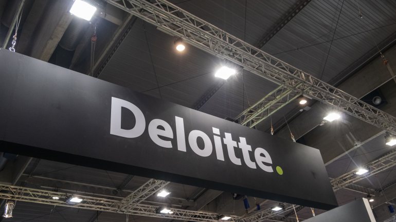 Sócios da Deloitte aproveitaram regime fiscal de Malta para receber dividendos provenientes da atividade da consultora em Angola