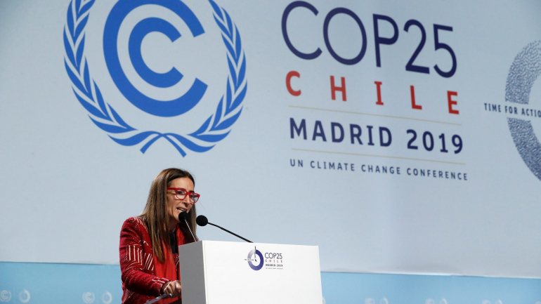 Carolina Schmidt, que é também ministra do Meio Ambiente chileno, apelou à necessidade de &quot;uma resposta mais sólida, urgente e ambiciosa&quot; para enfrentar a crise climática