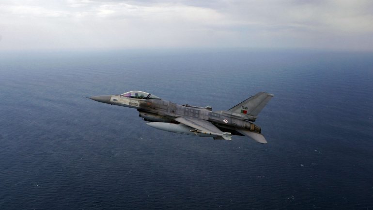 Os F-16 da Força Aérea Portuguesa realizaram &quot;mais de 518 horas de voo de vigilância&quot;