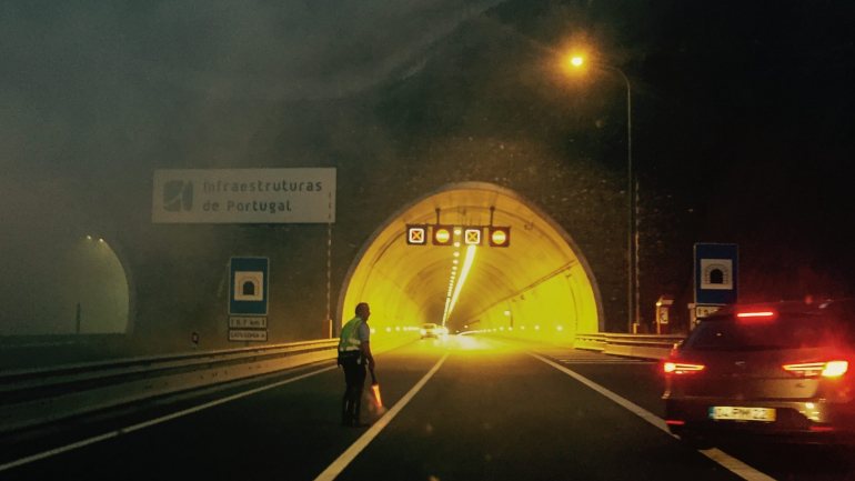 O túnel do Marão é considerado seguro, mas um incêndio num autocarro no interior do túnel, em junho de 2017, chamou a atenção para questões relacionadas com a resposta à ocorrência