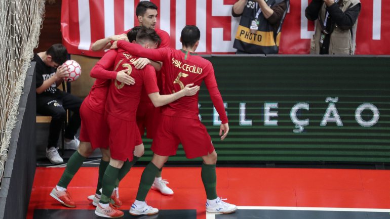 Portugal lidera o Grupo A, com três pontos, enquanto Finlândia, seleção com a qual os lusos jogam na sexta-feira, e Itália somam um ponto