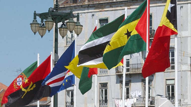 A CPLP é composta por Angola, Brasil, Cabo Verde, Guiné-Bissau, Guiné Equatorial, Moçambique, Portugal, São Tomé e Princípe e Timor-Leste