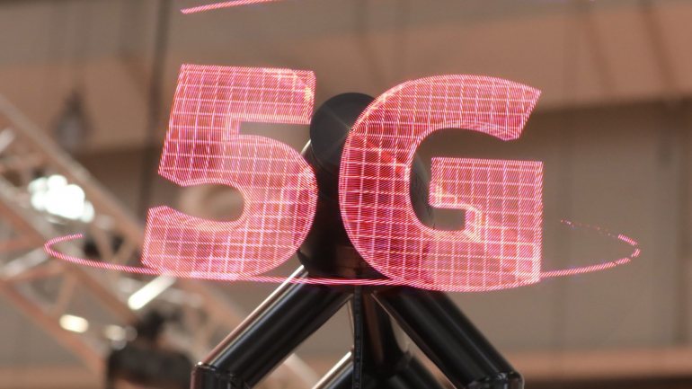 O Governo português planeia implementar o 5G, até final do ano, em duas cidades
