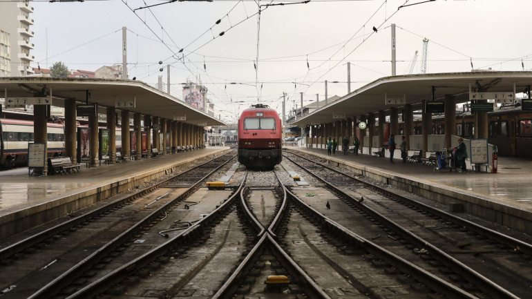 Futrifer – Indústrias Ferroviárias recebeu contratos no valor total de quase 4,4 milhões de euros já depois de a Concorrência ter condenado