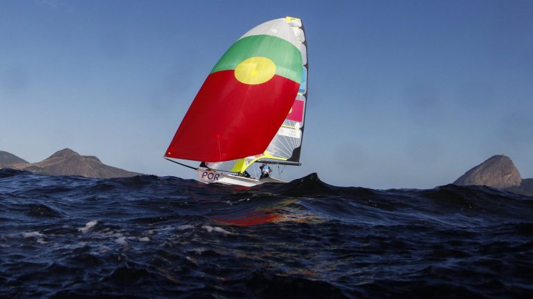 A dupla de velejadores portugueses estaá já qualificada para os Jogos Olímpicos Tóquio2020