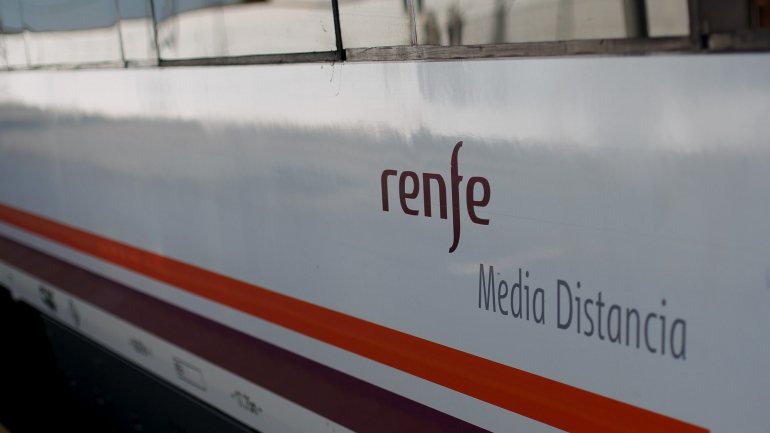 A companhia ferroviária espanhola já pediu desculpa pela situação na rede social Twitter