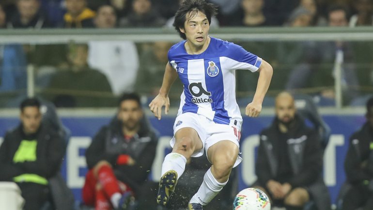 Nakajima sofreu um toque no aquecimento, recuperou e foi um dos melhores no triunfo do FC Porto frente ao Ac. Viseu