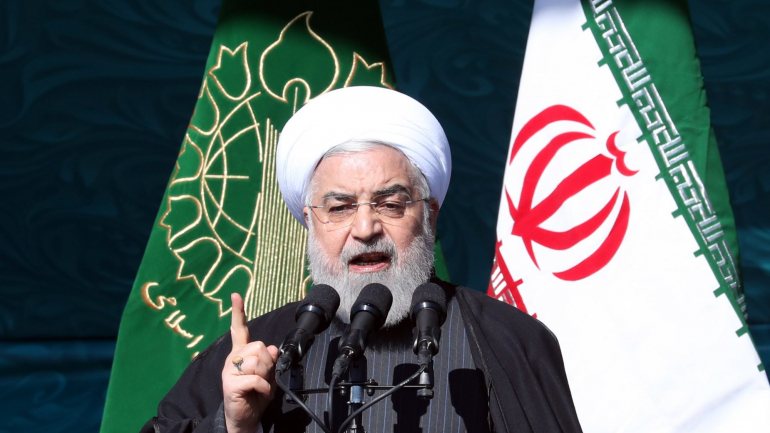Hassan Rouhani acrescentou que a guerra seria prejudicial aos interesses norte-americanos e dos seus aliados regionais