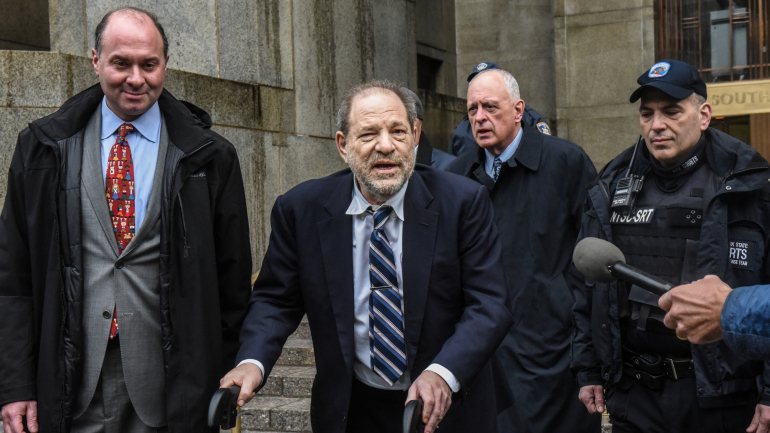 Júri começa esta terça-feira a deliberar a sentença de Weinstein