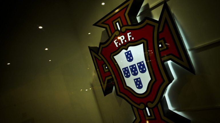 Há 11,038 futebolistas inscritos na Federação Portuguesa de Futebol