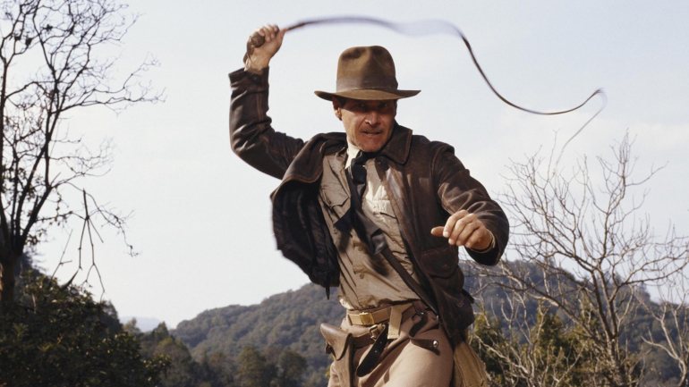 O quinto filme de &quot;Indiana Jones&quot; vai ser dar continuidade às aventuras idealizadas por George Lucas, produtor norte-americano que ficou mundialmente conhecido pela saga &quot;Guerra das Estrelas&quot;