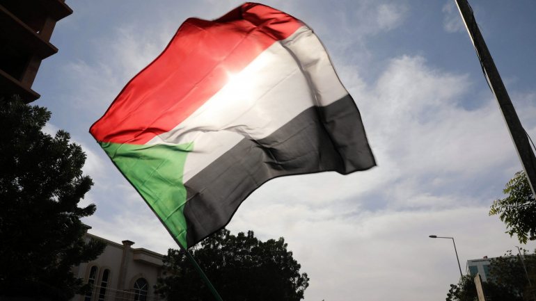 &quot;A União Europeia continua solidária com o povo necessitado do Sudão&quot;.