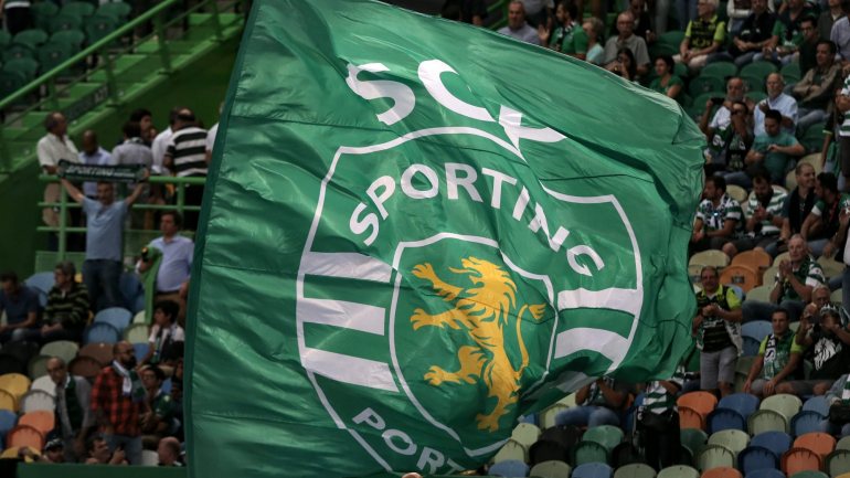 O treinador Silas anunciou a sua saída do Sporting, após uma derrota em casa do Famalicão