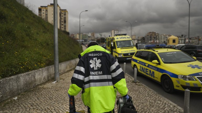 O óbito foi confirmado no local pela Viatura de Emergência Médica e Reanimação de Guimarães (VMER)
