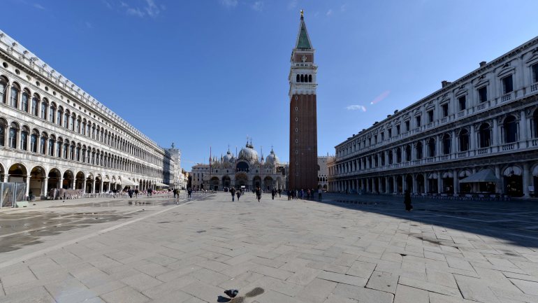 A cidade de Veneza cada vez mais deserta com o escalar das medidas de prevenção