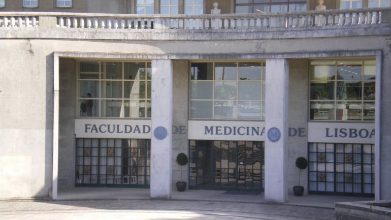 A Faculdade de Medicina de Lisboa é uma das instituições que está totalmente encerrada