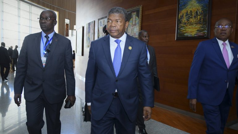 O Presidente angolano exonerou ainda Manuel de Jesus Moreira do cargo de secretário de Estado para o Trabalho e Segurança Social