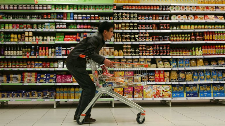 As autoridades chinesas querem que os consumidores voltem às compras