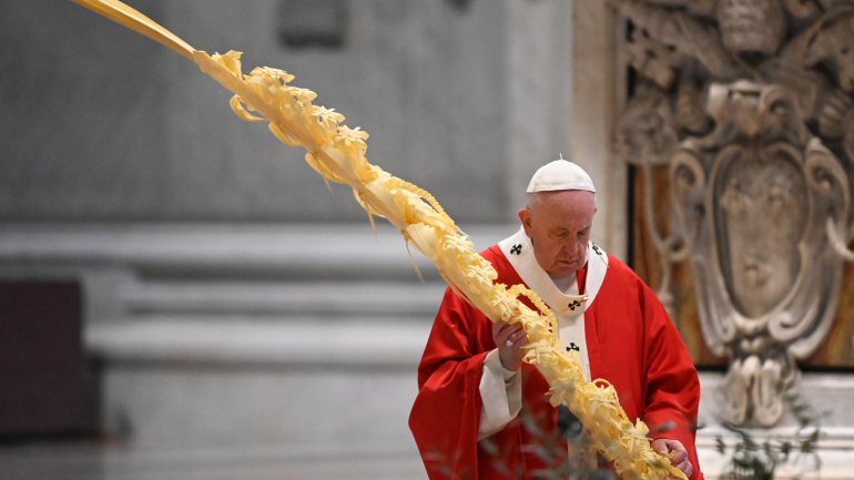 O Papa Francisco iniciou os ritos da Semana Santa com a celebração litúrgica de um Domingo de Ramos especial na Basílica de São Pedro