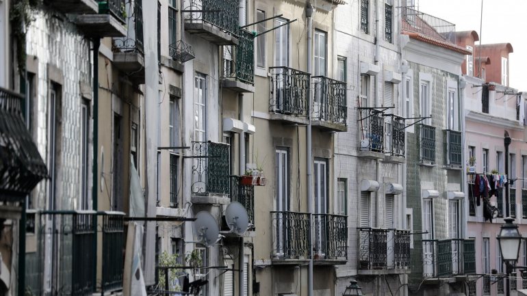 Os portugueses adquiriram um total de 4.320 imóveis residenciais em 2019