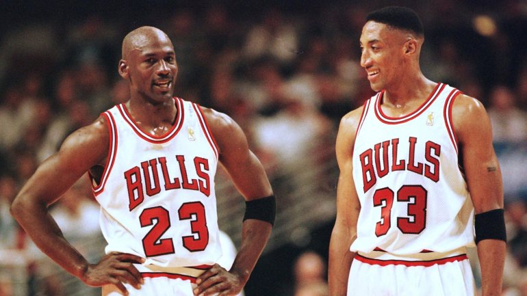 Michael Jordan e Scottie Pippen conquistaram seis títulos da NBA na década de 90, entre 1991 e 1993 e entre 1996 e 1998