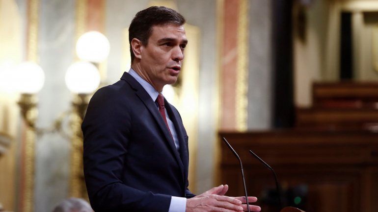 O primeiro-ministro, Pedro Sánchez, está a ser acusado pela oposição de tentar limitar a liberdade de expressão dos cidadãos