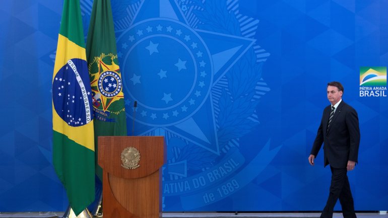 Em causa estão as declarações feitas por Sergio Moro, que acusou o Presidente brasileiro de estar a fazer &quot;interferência política na Polícia Federal&quot;, na sequência da demissão do ex-chefe da Polícia Federal do país