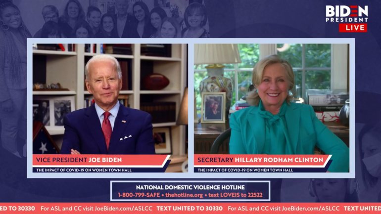 Biden já prometeu que escolherá uma mulher para se candidatar ao lugar de vice-Presidente, uma decisão que Hillary Clinton saudou