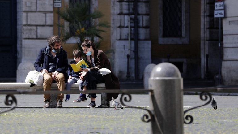 A Itália conta com o corpo docente mais velho dos países da OCDE