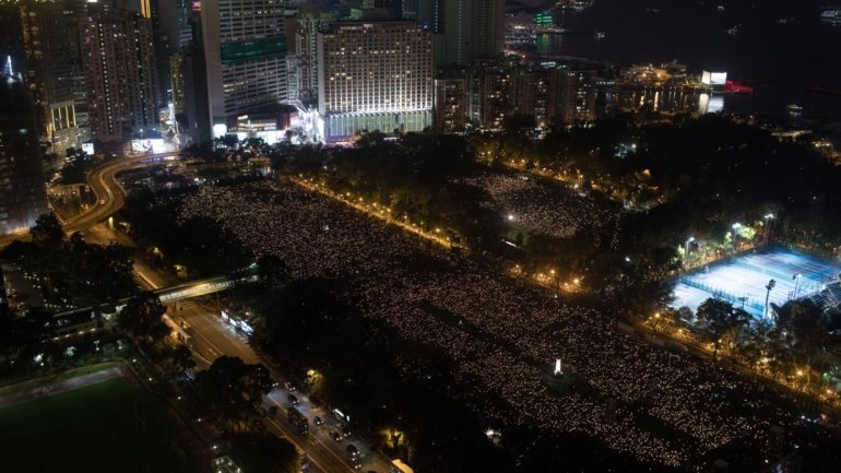 Em causa está o facto de ter sido proibida, pela primeira vez em quase 31 anos em Macau, uma vigília para assinalar o movimento democrático chinês que resultou no massacre de Tiananmen