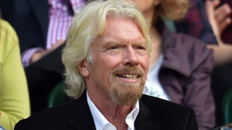 Após cinco anos de pesquisas e testes, a Virgin Orbit, uma das empresas do fundador do Virgin Group, Richard Branson, escolheu o dia 25 de maio de 2020, para realizar o voo inaugural do foguetão LauncherOne