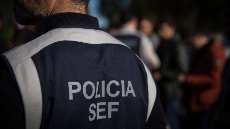 Na sequência de uma investigação iniciada pelo SEF, sob a coordenação do MP de Portalegre, foi deduzida acusação contra três cidadãos estrangeiros