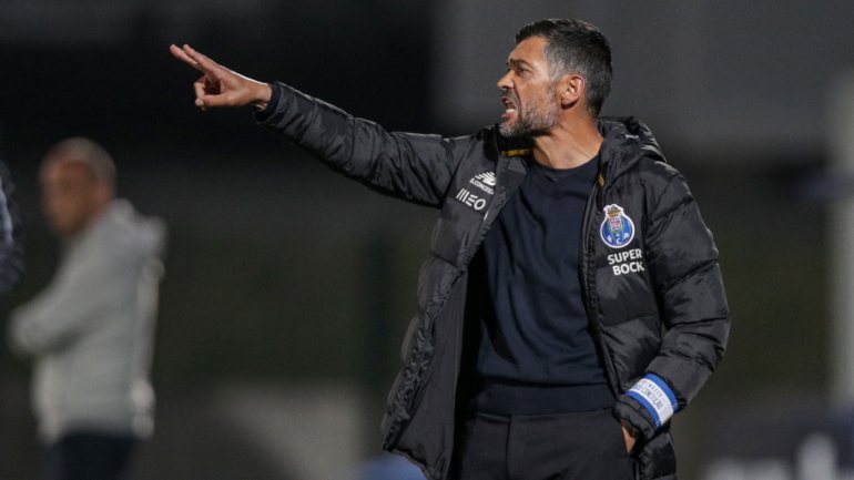 Sérgio Conceição destacou a boa entrada da equipa mas lamentou a reação coletiva do FC Porto após o primeiro golo do Famalicão