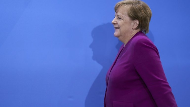 A líder alemã, no poder desde 2005, anunciou em 2018 a sua saída da presidência da União Democrata-Cristã