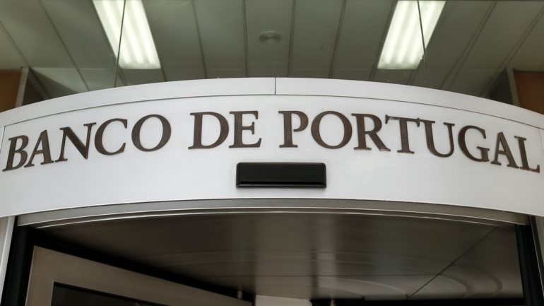 O parlamento aprovou na terça-feira dois projetos de lei (PAN e PEV) com novas regras para a nomeação do governador do Banco de Portugal