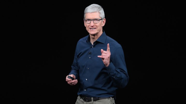 Tim Cook, presidente executivo da Apple, revelou a medida através do Twitter