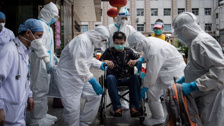 As autoridades temem que o surto de Pequim se transforme numa segunda vaga da doença
