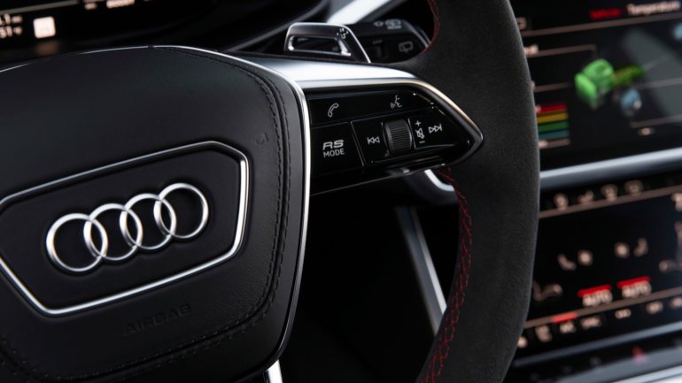 Accionistas minoritários da Audi recebem um prémio de 48% mais do que o valor das suas acções para transferirem a sua participação para o Grupo Volkswagen