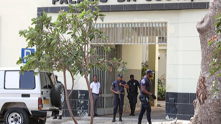 Cabo Verde regista um acumulado de 983 casos de Covid-19 desde 19 de março, com oito óbitos