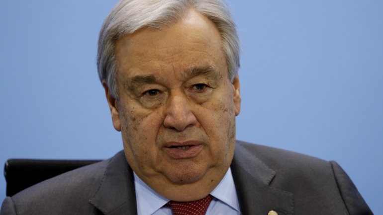 António Guterres acredita que a OMS não ajudou a China a esconder a verdade no início da pandemia