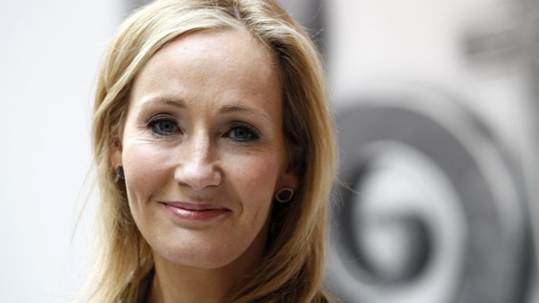 A polémica publicação de Rowling foi feita a 6 de junho, quando a autora chamou a atenção para a expressão “pessoas com menstruação” referida num artigo de opinião