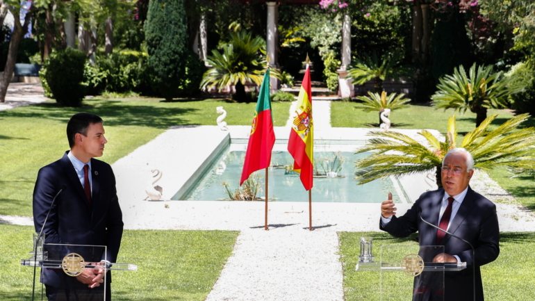António Costa e Pedro Sánchez encontraram-se em Lisboa para acertar passo para o Conselho Europeu de 17 e 18 de julho.