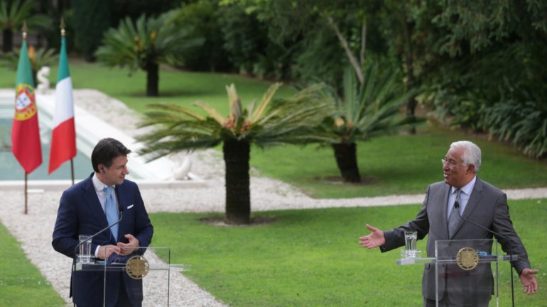Depois de Pedro Sánchez, Costa recebeu em Lisboa Giuseppe Conte. Para a semana reúne-se com Rutte, em Haia.