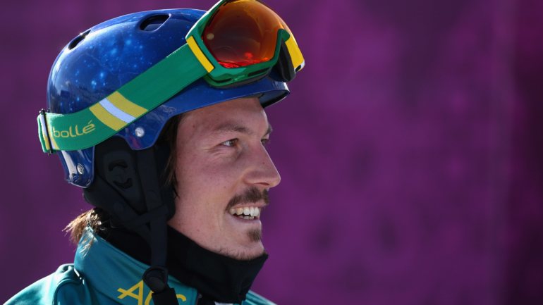 O atleta foi o porta-estandarte australiano nos Jogos Olímpicos de inverno de Sochi, em 2014