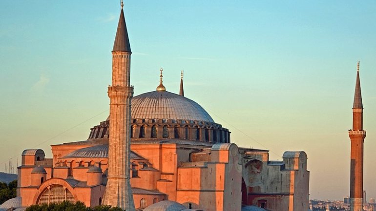 A catedral de Hagia Sophia é um dos mais populares monumentos do mundo