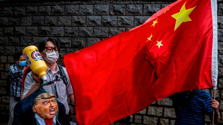 A nova lei de segurança nacional aprovada pela China para Hong Kong tem motivado protestos (contra e a favor) no território autónomo